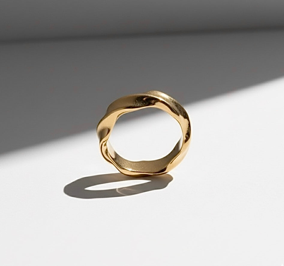 Bella Wave Ring