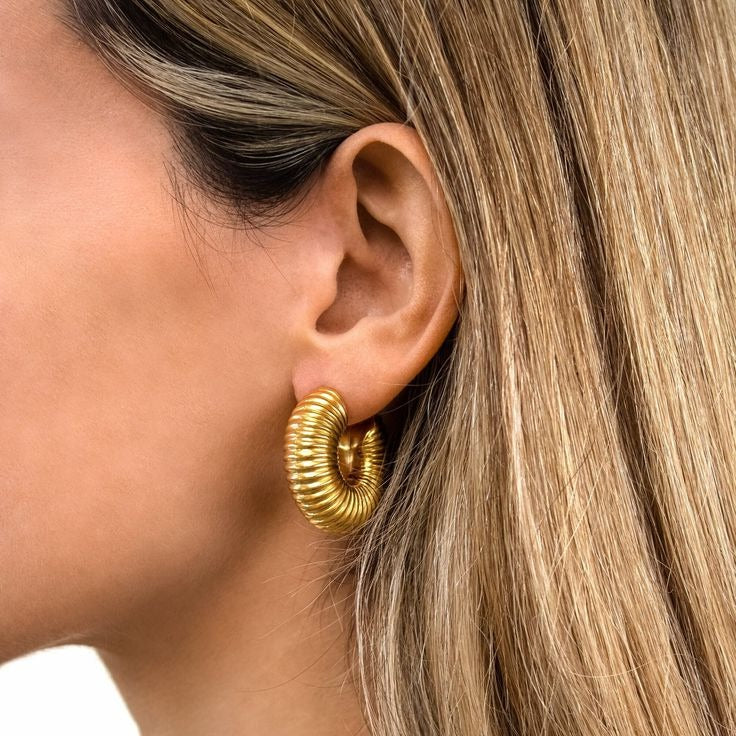 18ct Gold Plated Chunky Ribbed Hoop Earrings