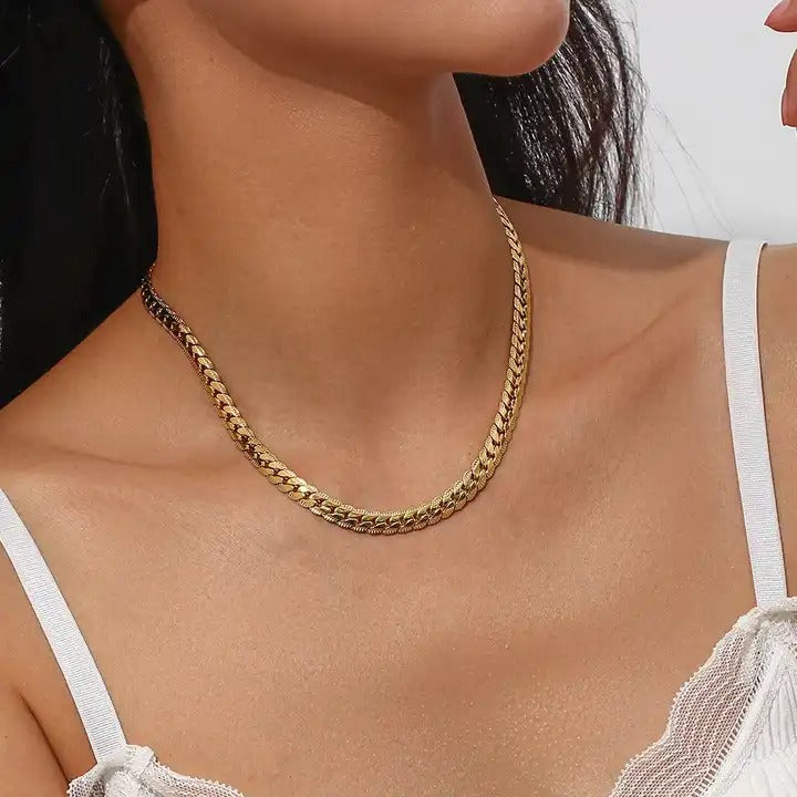 18ct Gold Plated Cuban Chain Necklace