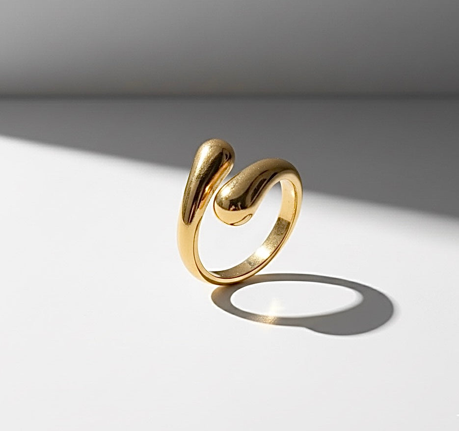 Jemima Waterdrop Ring
