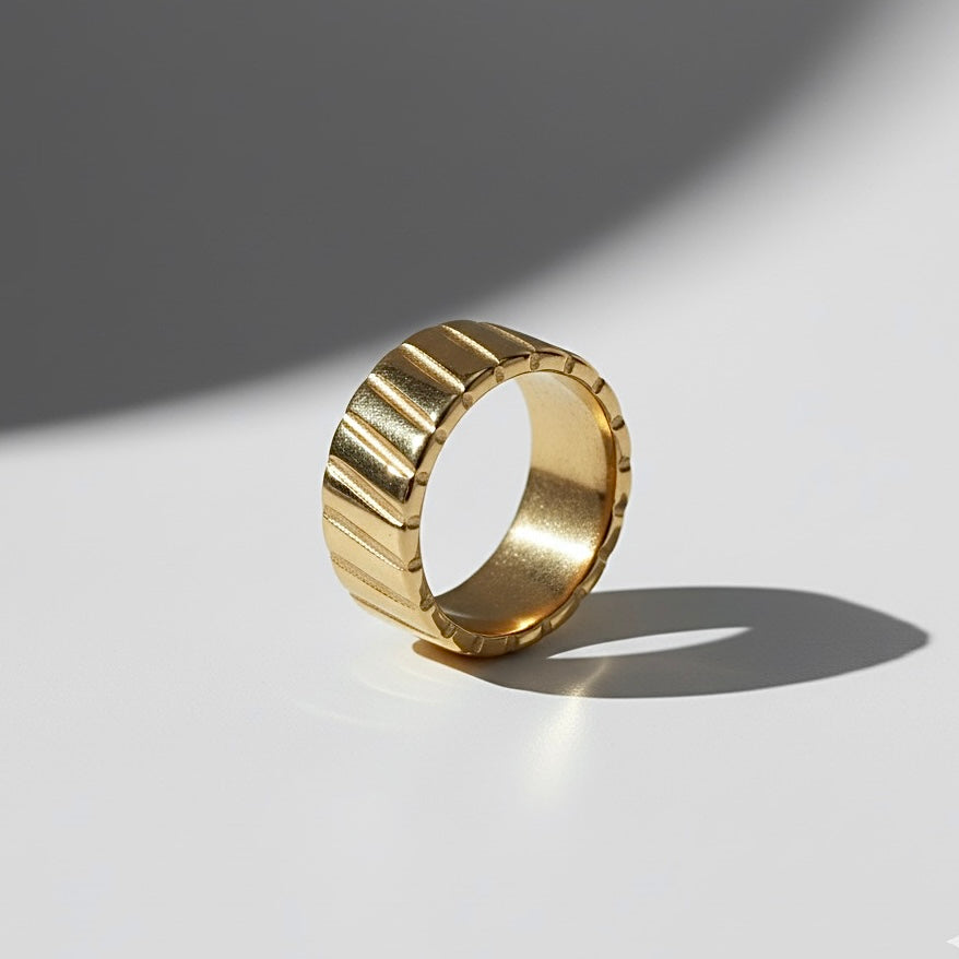 Zuri Engraved Ring