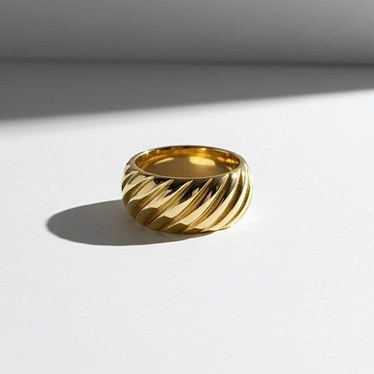 Alessia Croissant Ring