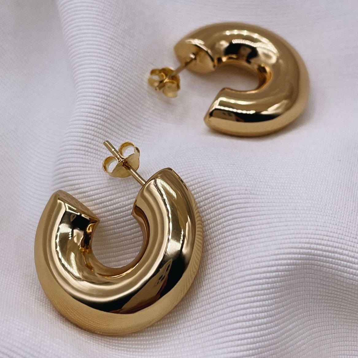 18ct Gold Plated Chunky Hoop Statement Earrings