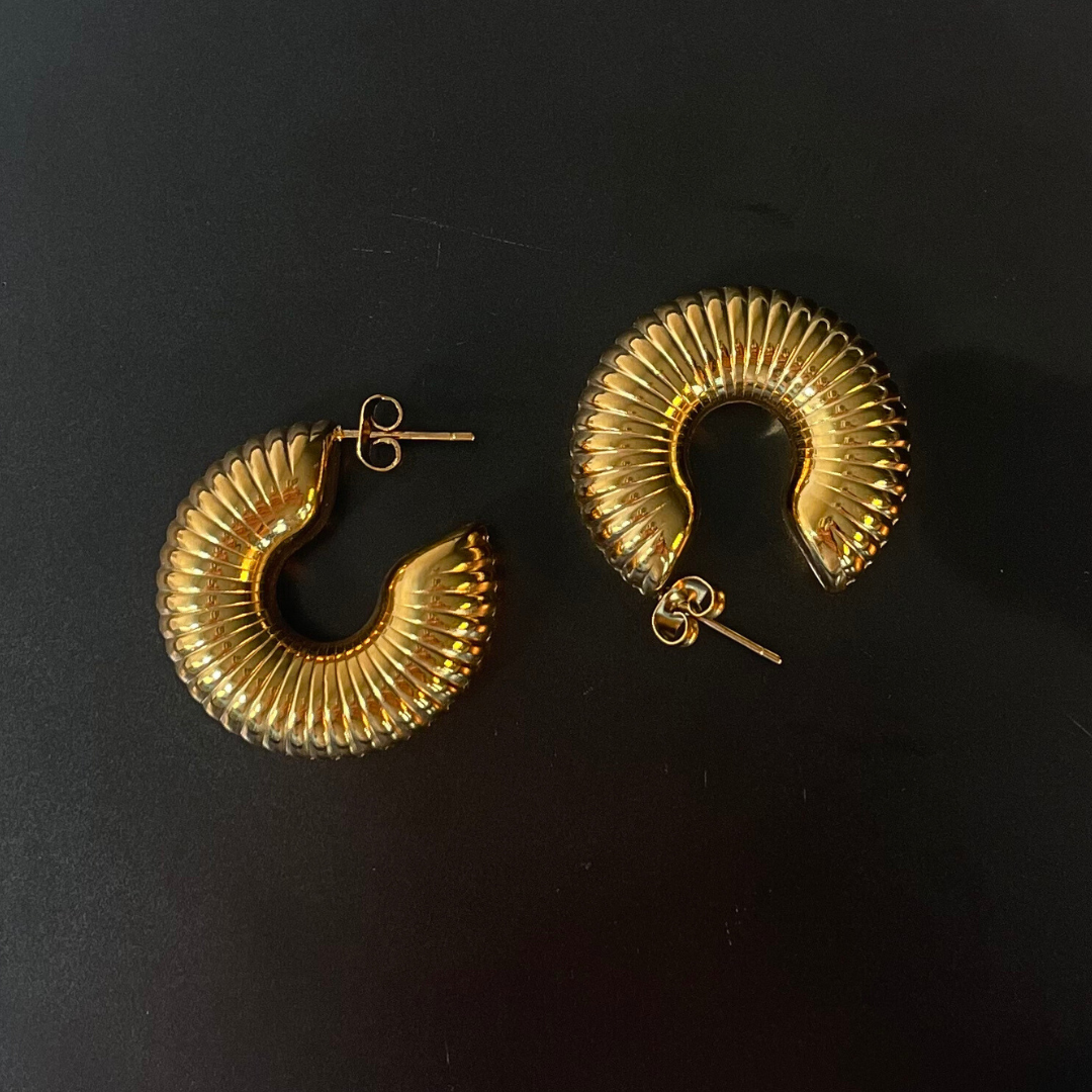 18ct Gold Plated Chunky Ribbed Hoop Earrings