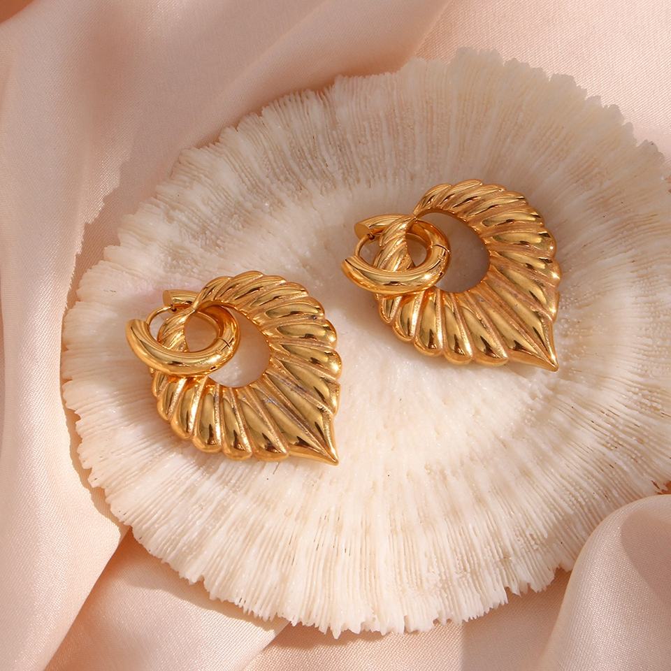 Briana Gold Chunky Palm Leaf Drop Earrings – Meraki of London